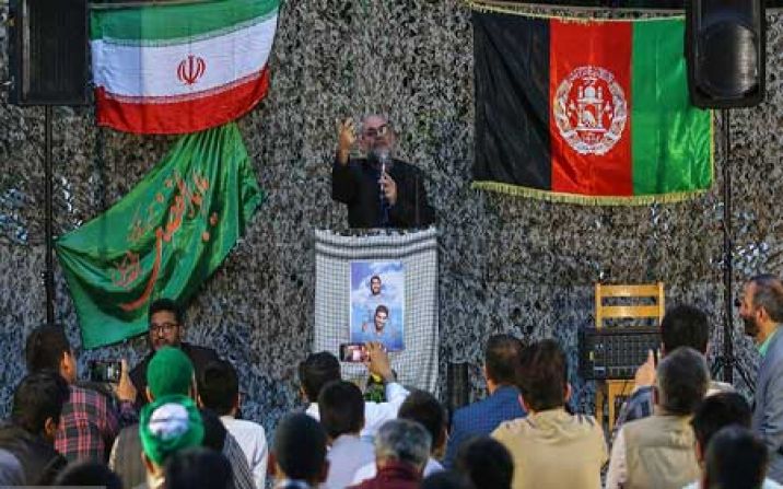 «افطاری وحدت» در جوار مزار شهدای جبهه مقاومت در قم برگزار شد «افطاری وحدت» در جوار مزار شهدای جبهه مقاومت در قم برگزار شد